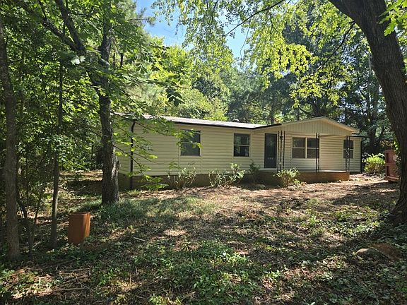 3rd image of 840 Armstrong Ln