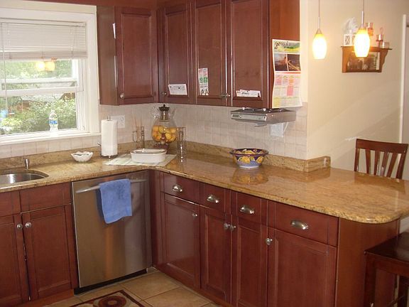 2nd image of 228 Essex St
