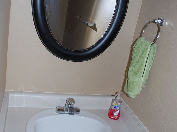 4th image of 608 Royal Troon Dr