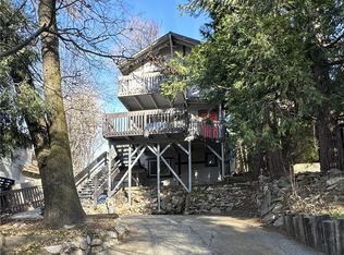 473 Boothe Ln, Crestline, CA 92325