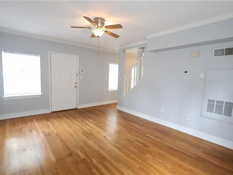 285 Oxford Pl NE #2 — Photo 5