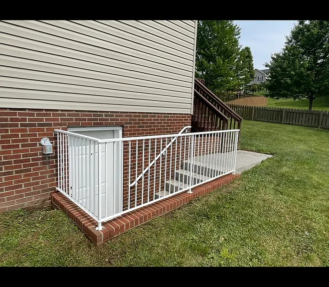 85 Johns Ct — Photo 3
