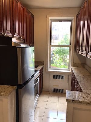 1st image of 25 Lefferts Ave APT 1A