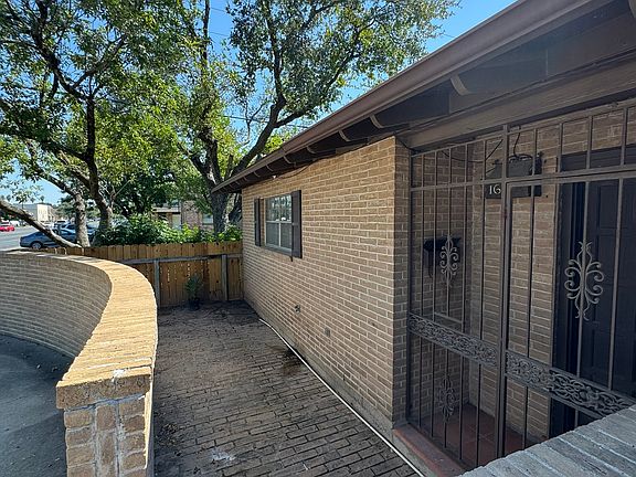 3rd image of 1603 W Nolana Ave #1603