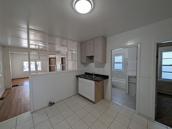 2nd image of 40 Kerns Ave