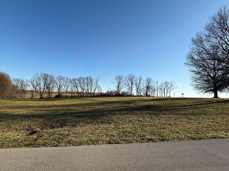 1st image of 102 Crystal Springs Dr