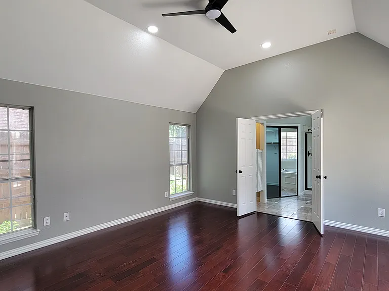 9726 Windy Hollow Dr — Photo 26