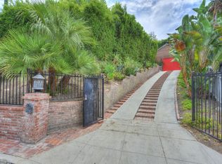 15060 Sutton St, Sherman Oaks, CA 91403