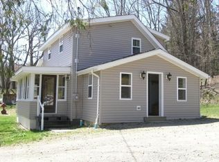 569 Bunn Hill Rd, Vestal, NY 13850