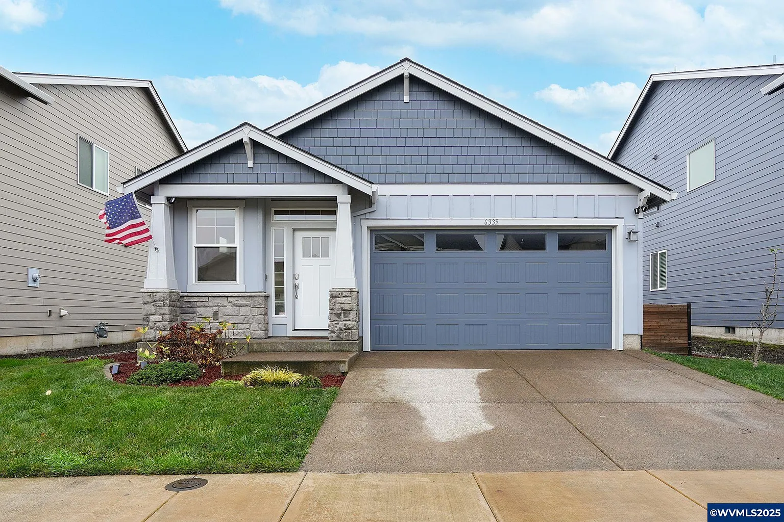 6335 Rebecca St SE photo 1