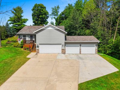 1006 Starlight Dr, Francis Creek, WI, 54214
