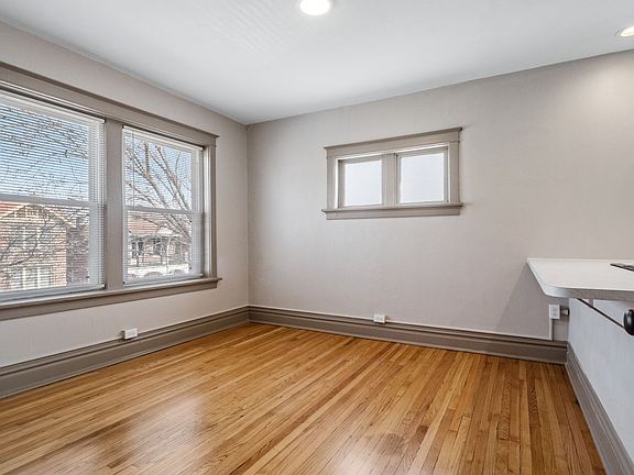 4th image of 4534 Flad Ave #2E-289
