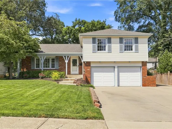 9110 W 89th Ter, Overland Park, KS 66212