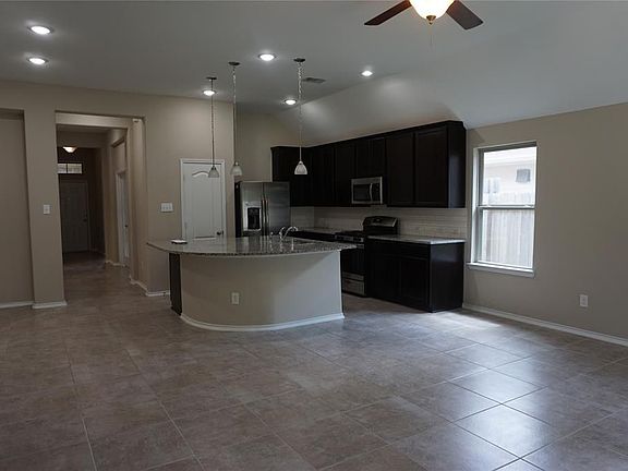 5th image of 7019 Birnam Garden Ln