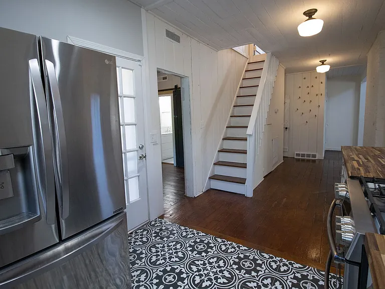 510 King St — Photo 5