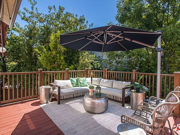 2nd image of 10200 Autumn Leaf Cir