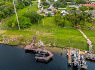 2582 SW Barber Ln, Port Saint Lucie, FL 34984