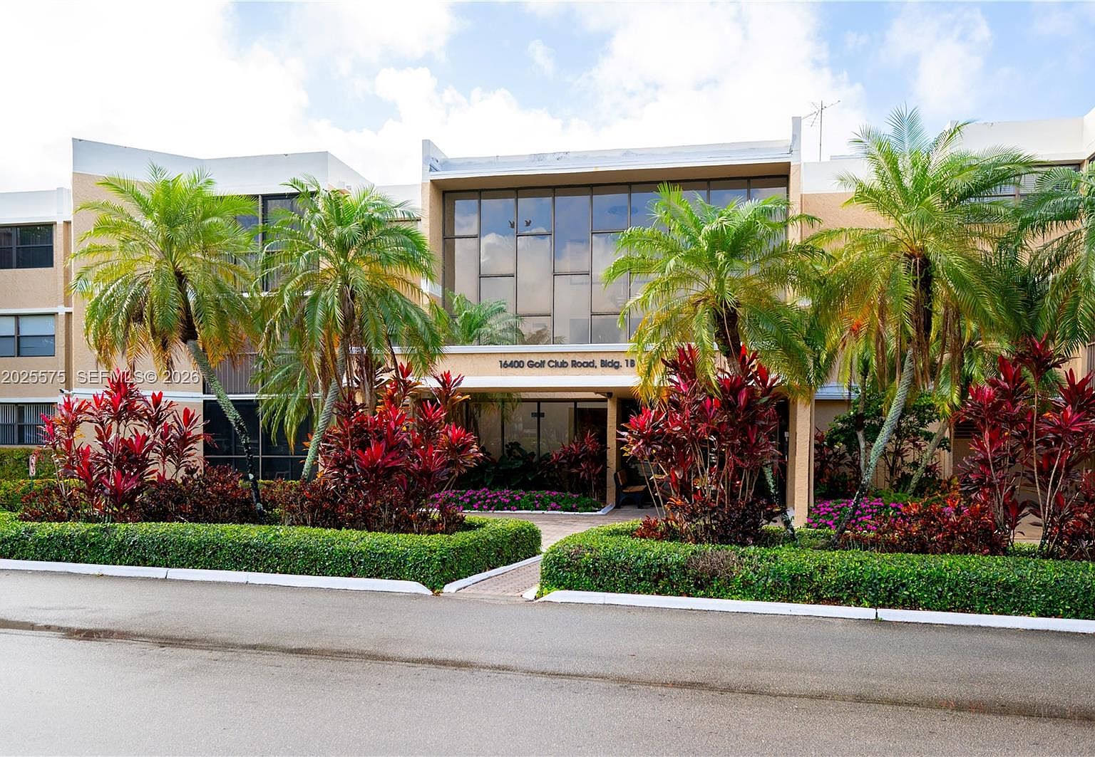 16400 Golf Club Rd APT 305 — Bonaventure Resort and Spa