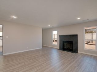 784 Longhorn Rd SE, Rio Rancho, NM 87124