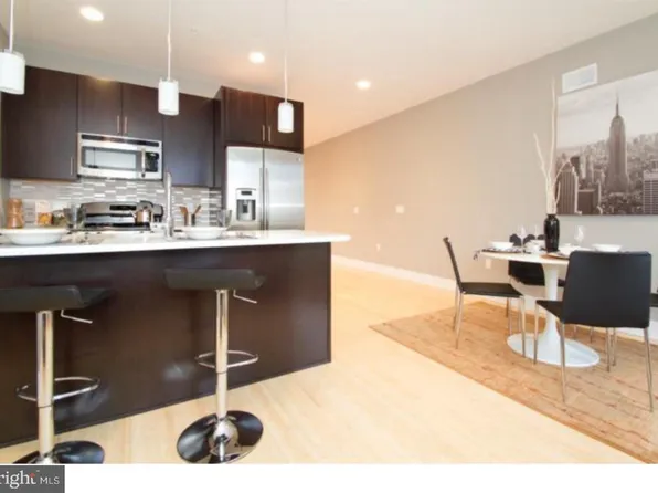 912 N Front St, Philadelphia, PA 19123