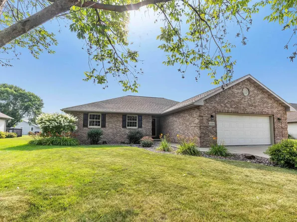 1333 Arleen Ln, De Pere, WI 54115