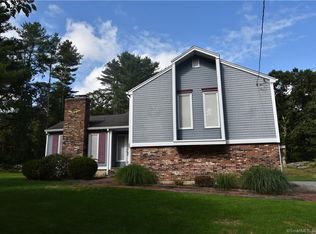 328 River Rd, Pawcatuck, CT 06379