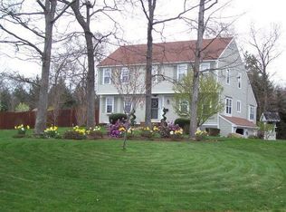 201 Windsor Dr, Whitman, MA 02382