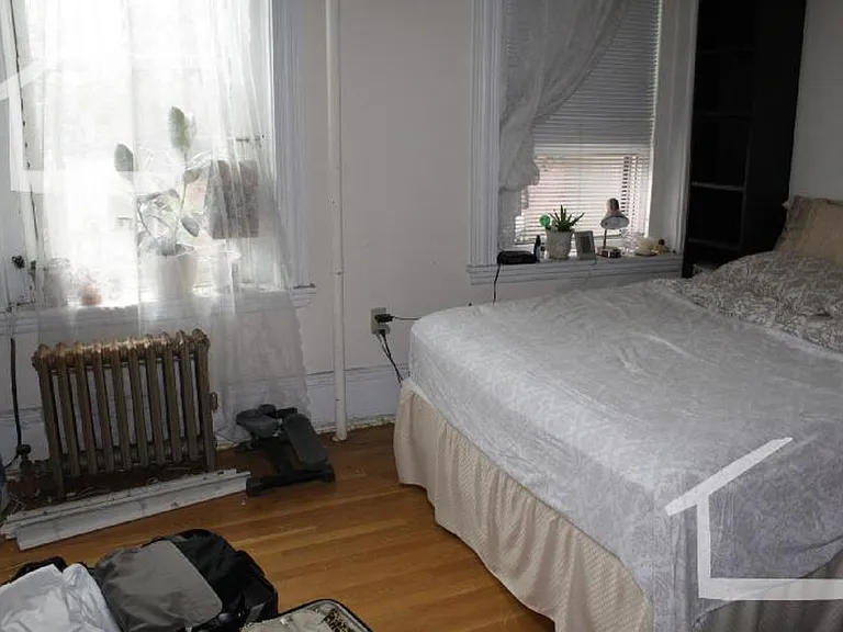 6 Symphony Rd #1 — Photo 4