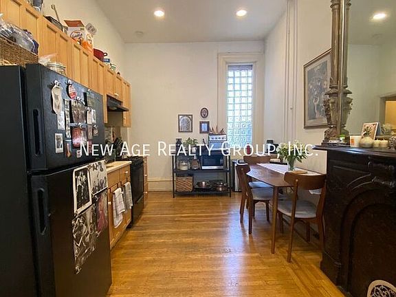 4th image of 769 S 12th St #A