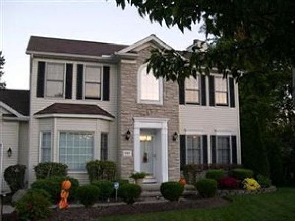 2nd image of 2667 Westminster Ln