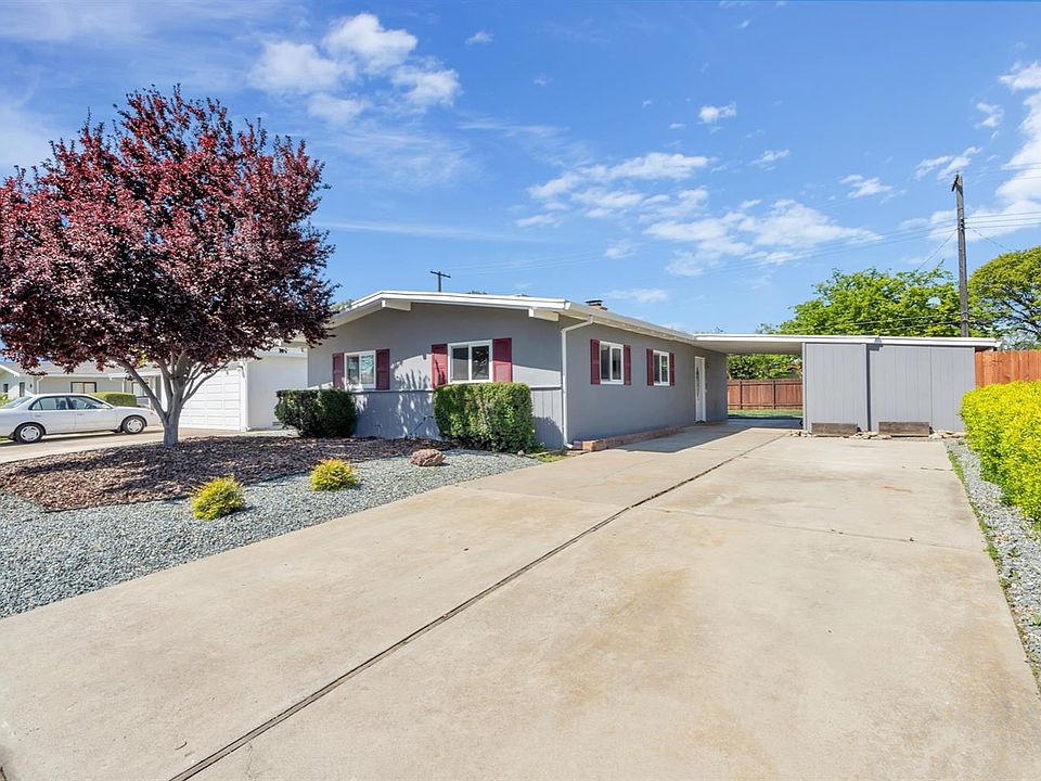 1st image of 2449 Fernandez Dr