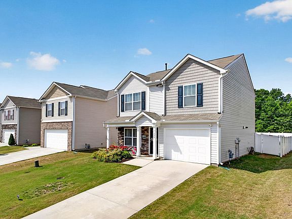 4th image of 139 Boxbury Way