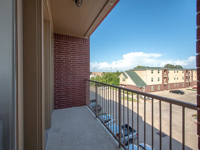 Falcon Point — Photo 92