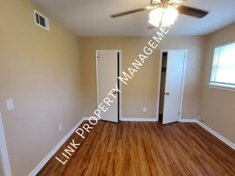 4911 Marylin Ln #B — Photo 7