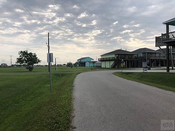 2nd image of 2639 Palm Dr