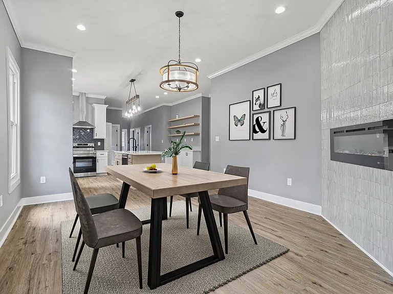 1109 Selwin Ave SW — Photo 2