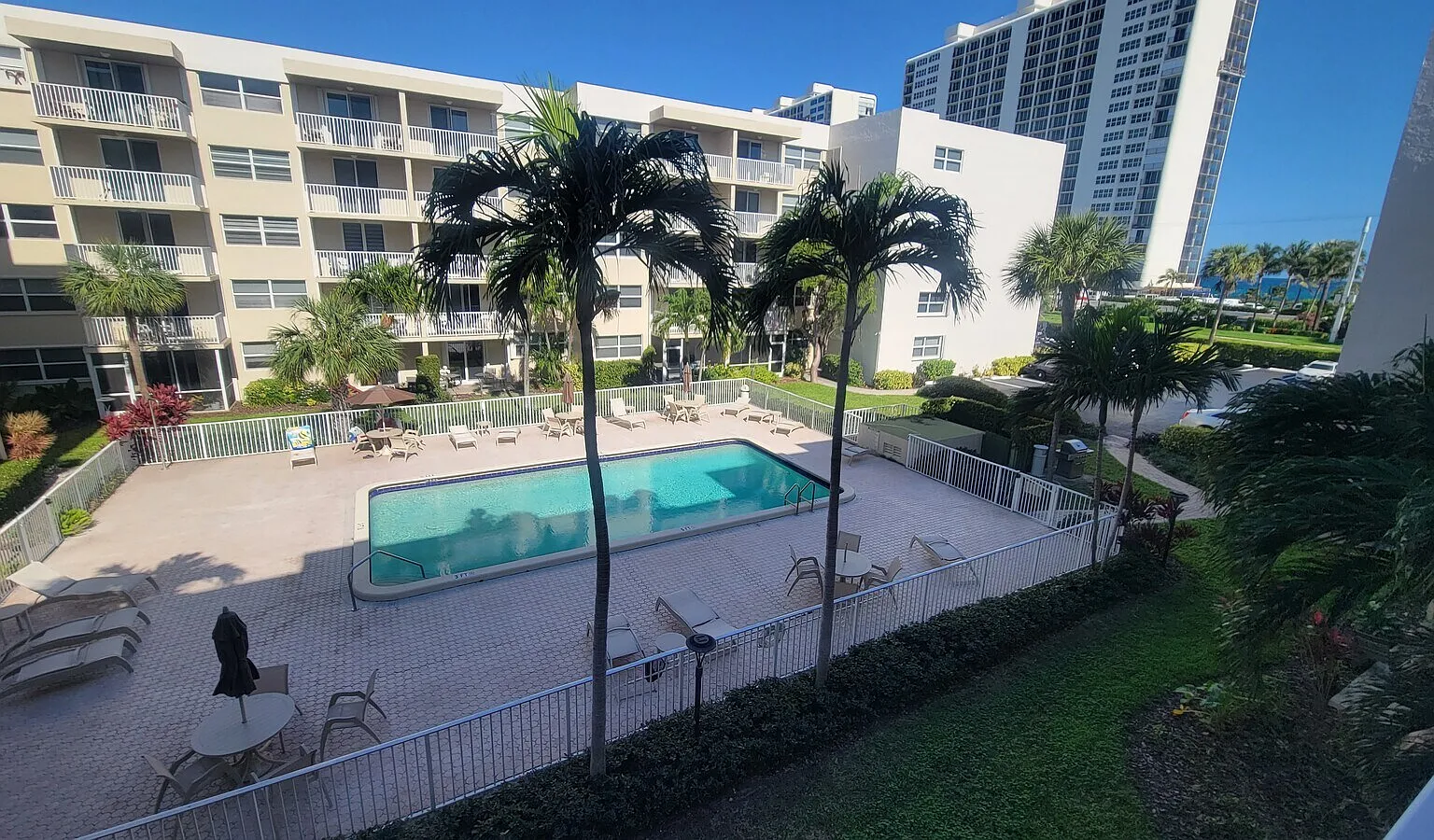 1 bed, 1.5 bath, 763 sqft, $2,650 — Photo 2