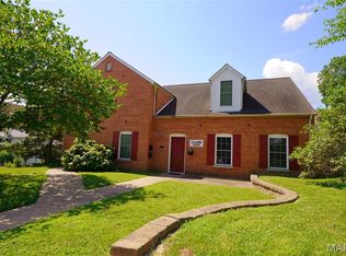 134 E 2nd St, Hermann, MO 65041