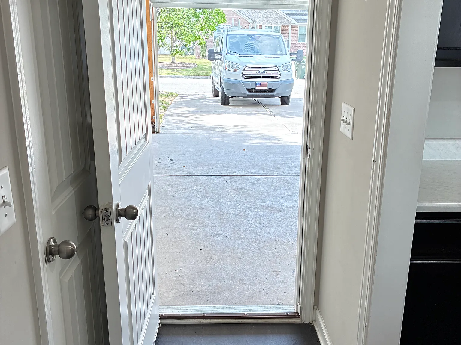 3 bed, 1700 sqft, $2,200 — Photo 2