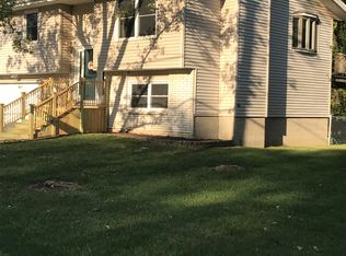 910 Kirk Dr, Mt Zion, IL