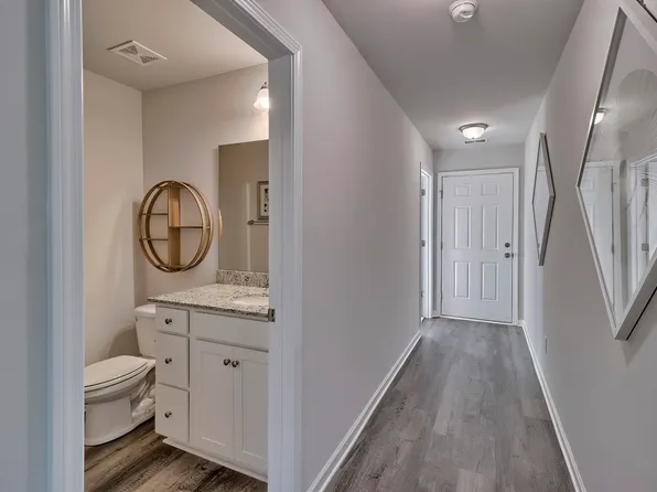 1185 Crescent Moon Loop, Hopkins, SC 29061