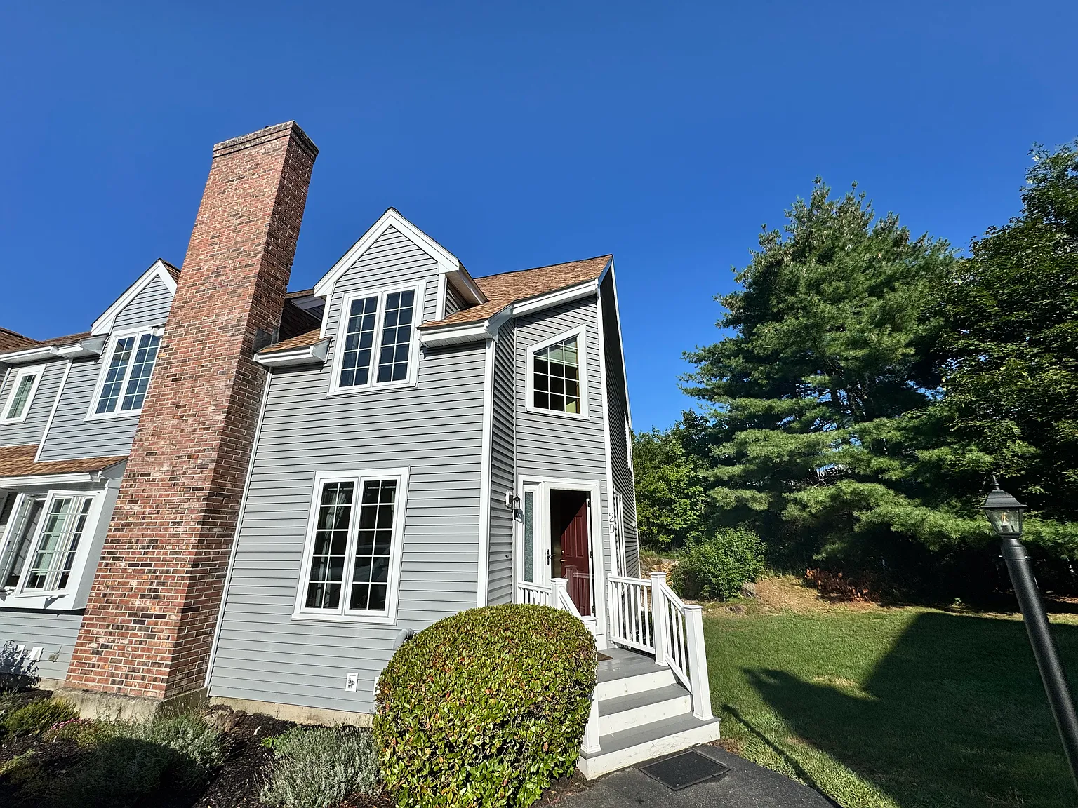 2 bed, 1.5 bath, 1152 sqft, $2,500 — Photo 1