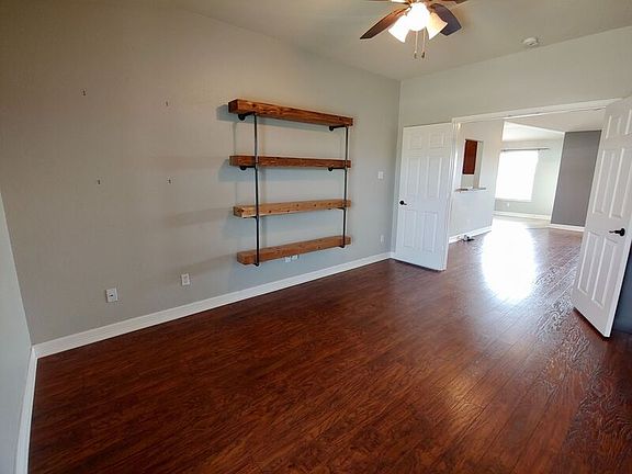 4th image of 3257 Corrigan Ln
