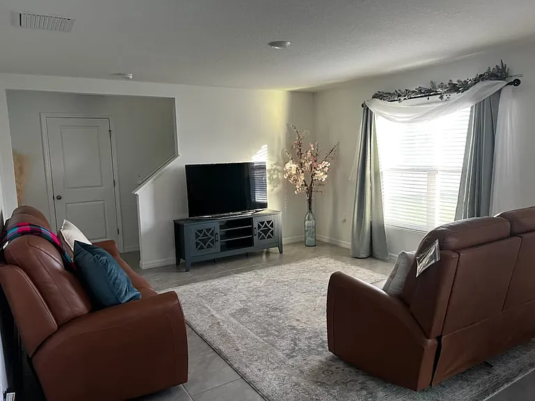 1811 Light Gardens Ave — Photo 7