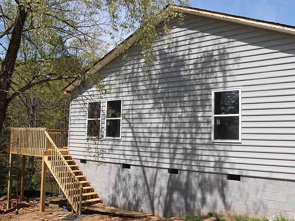 2nd image of 208 Clouse Ln