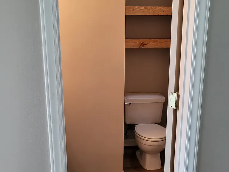 5645 Lighthall Ln — Photo 4