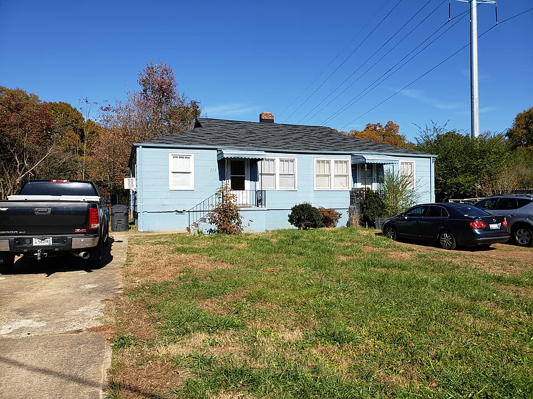 115 La Rosa Ln #115 — Photo 1