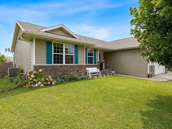 2nd image of 70 Cattail Ln