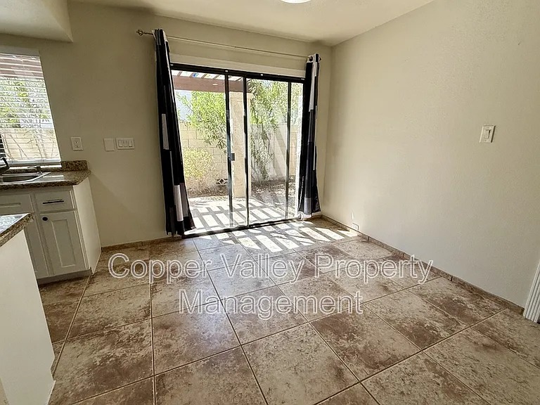 8601 S 48th St #3 — Photo 6