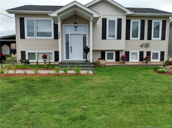 303 Chatellerault, Shediac, NB E4P 1M5